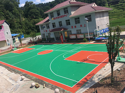 懷化市辰溪縣村部塑膠籃球場 硅PU球場 籃球架 球場鋪設 懷化市辰溪縣村部塑膠籃球場 硅PU球場 籃球架 球場鋪設